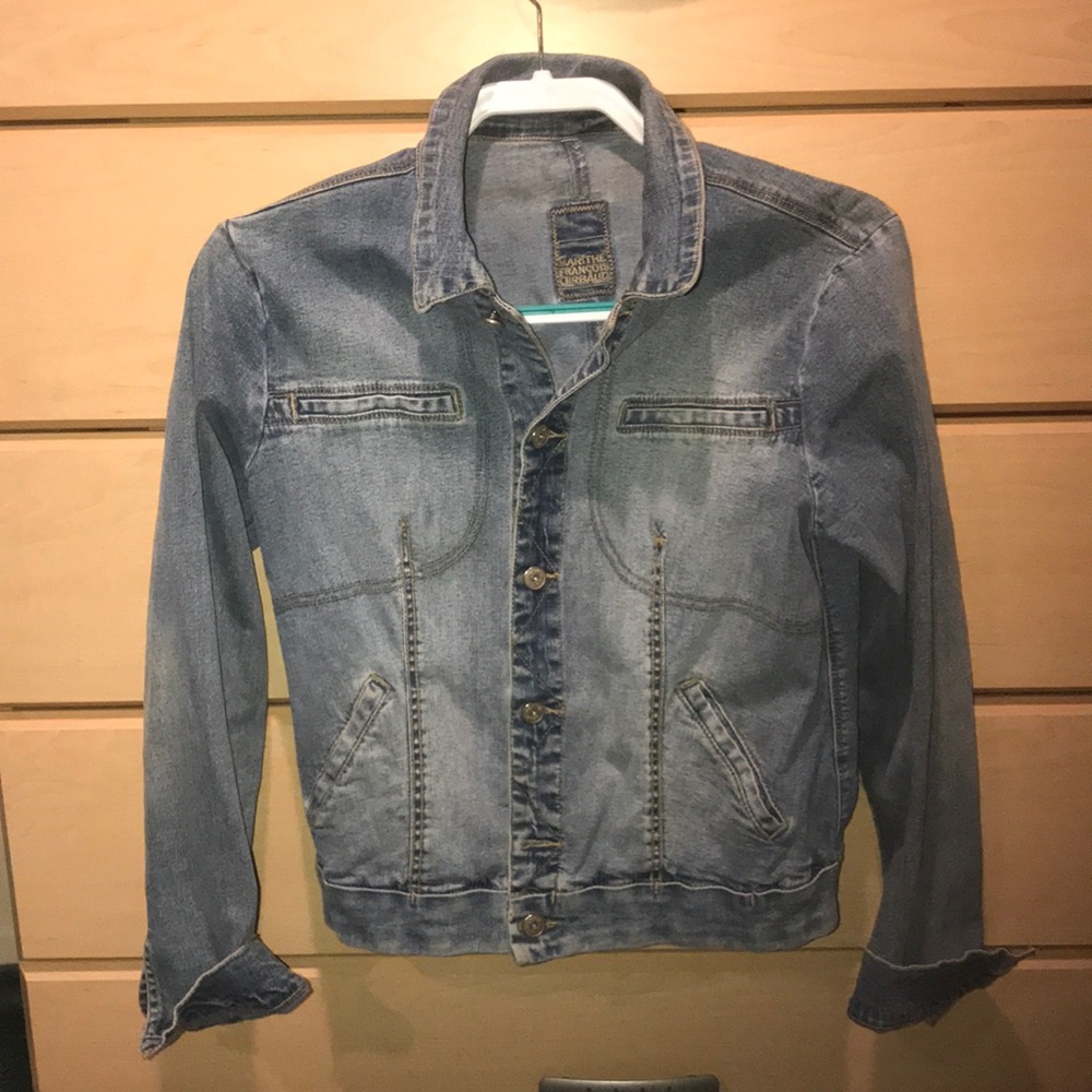 Women’s denim jacket